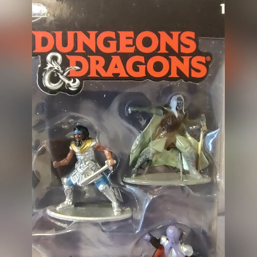 Dungeons and Dragons Die Cast Set of 4pc NWT Figures
